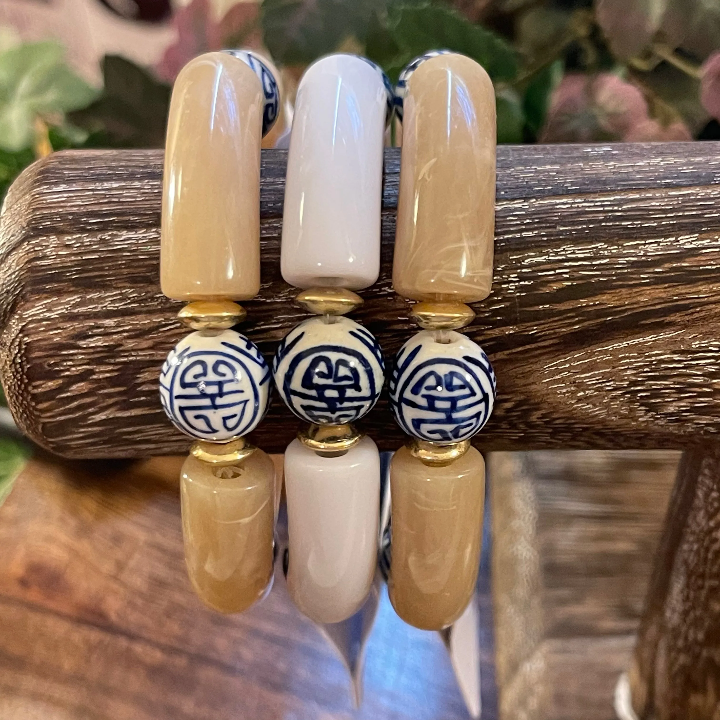 Bracelets - Chinoiserie Acrylic Tube Bead Stretch Bracelet