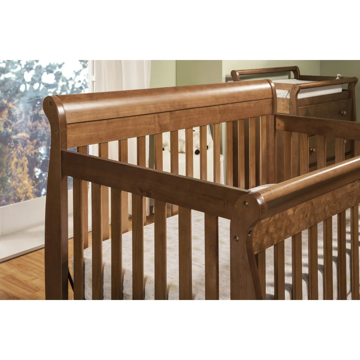 DaVinci Kalani 4-in-1 Convertible Crib