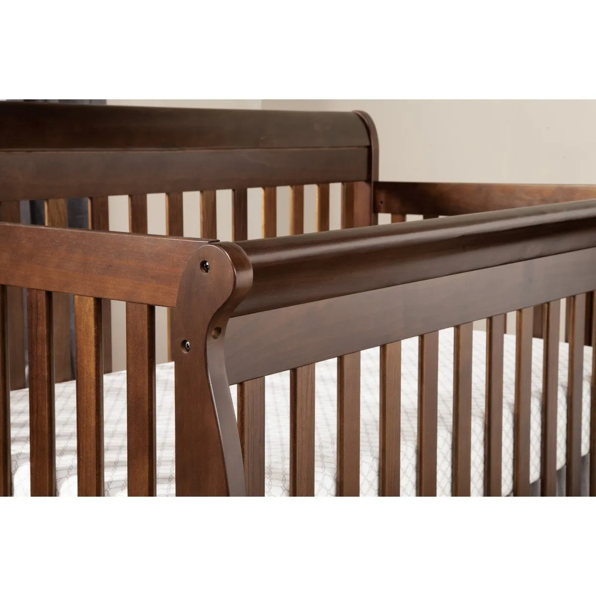 DaVinci Kalani 4-in-1 Convertible Crib