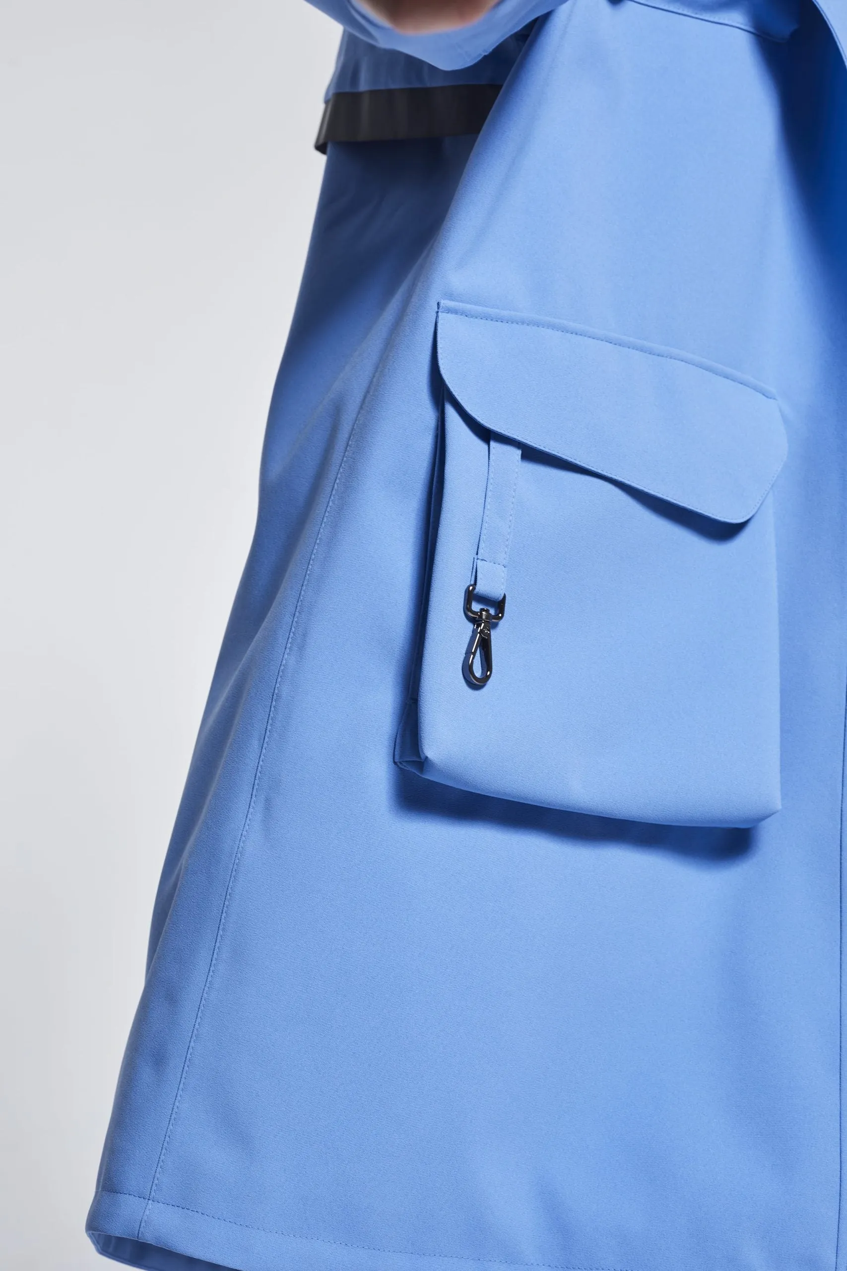 OCEAN BLUE MARILA RAINCOAT - recycled materials
